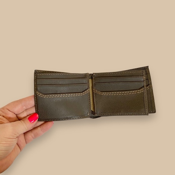 NWT Levi’s Brown Leather Mens RFID Extra Capacity Slimfold Wallet - Picture 8 of 16